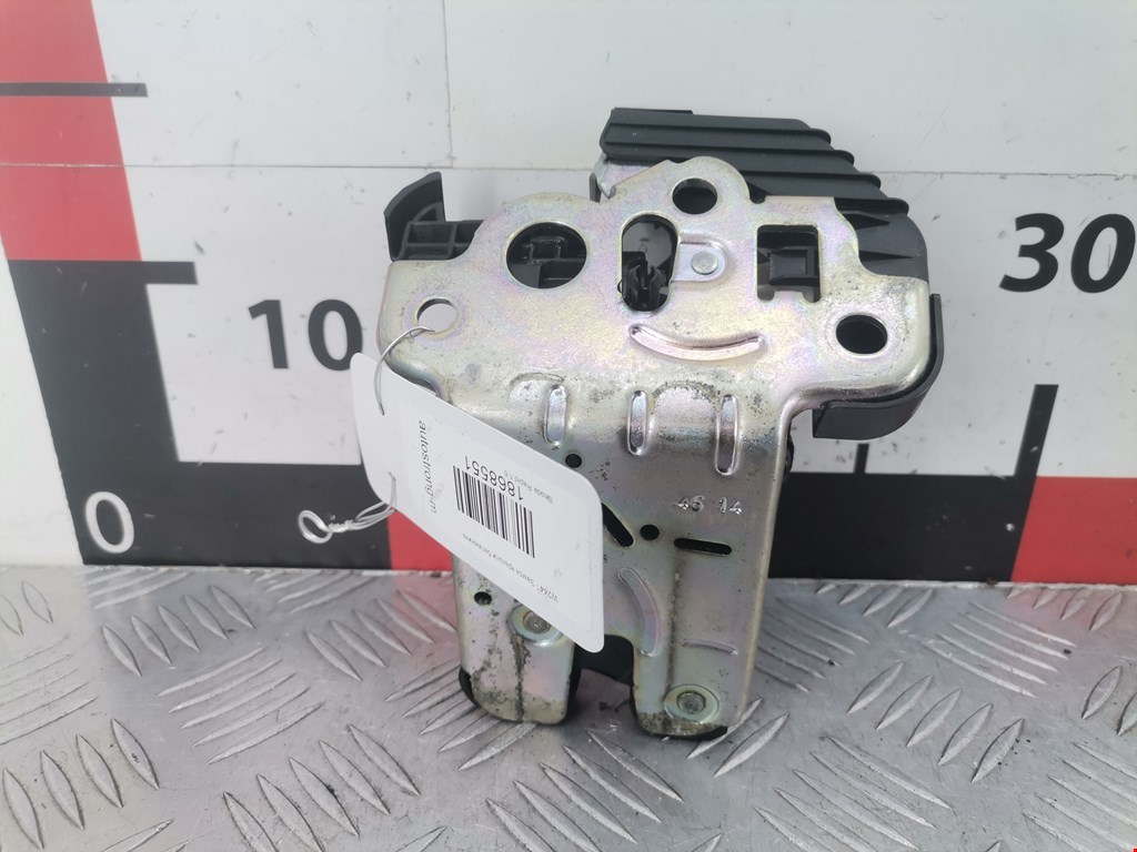 Замок багажника (крышки двери) SKODA Rapid 2012-2020