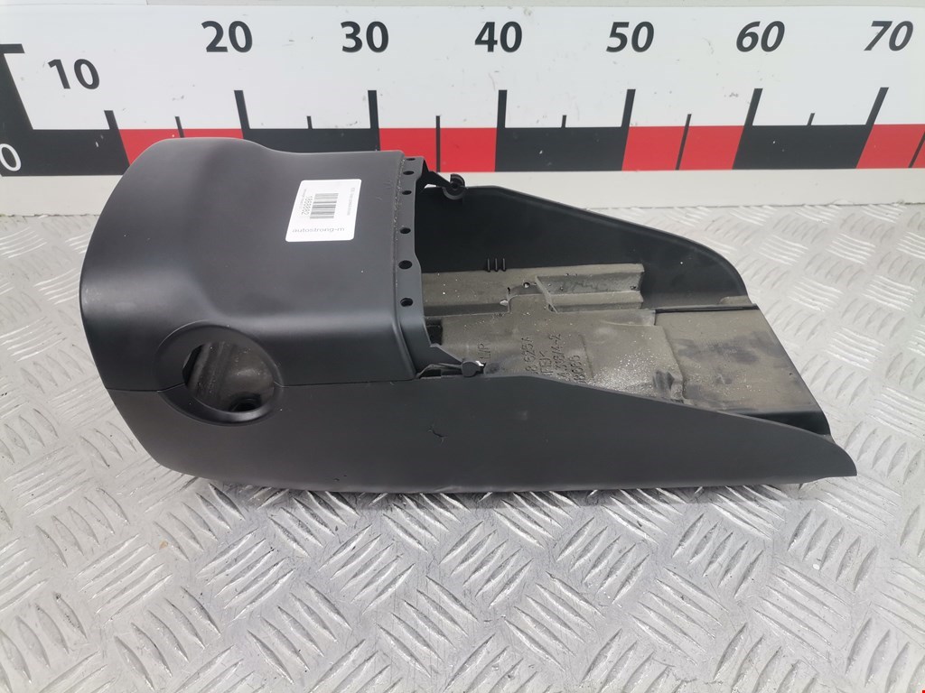 Кожух рулевой колонки Volkswagen Passat 6 (2005-2010)