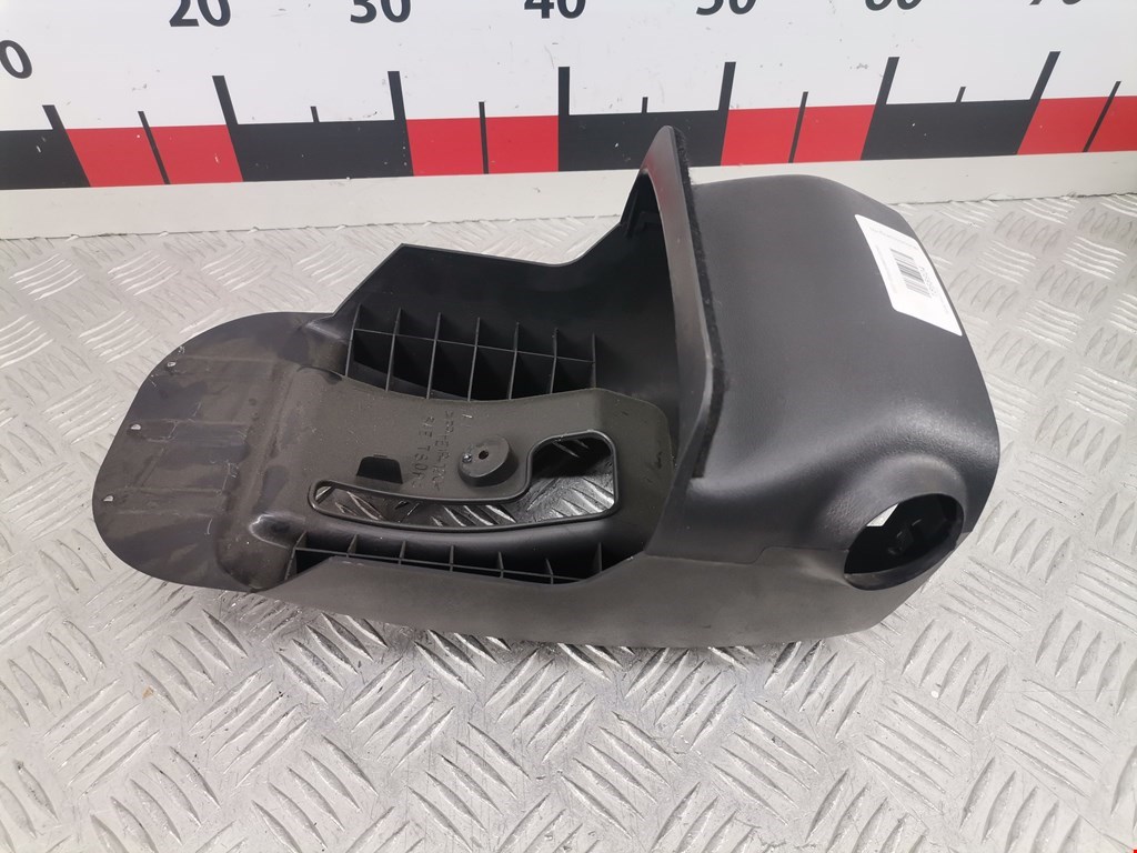 Кожух рулевой колонки TOYOTA Prius II XW20 2003-2012