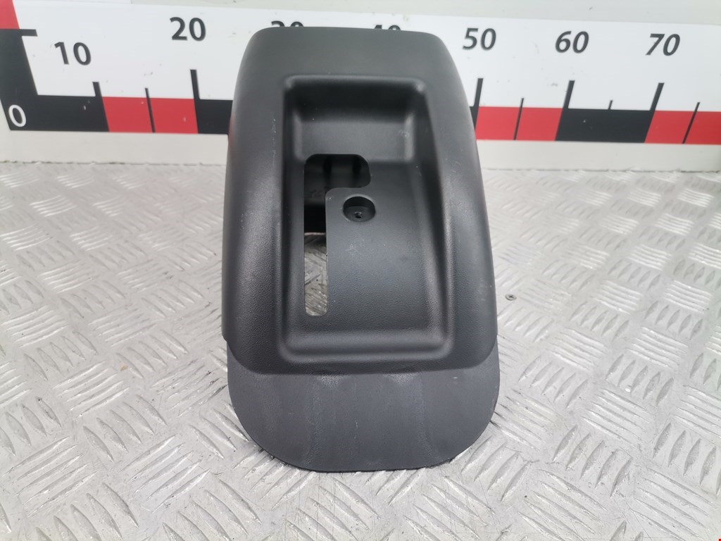 Кожух рулевой колонки TOYOTA Prius II XW20 2003-2012