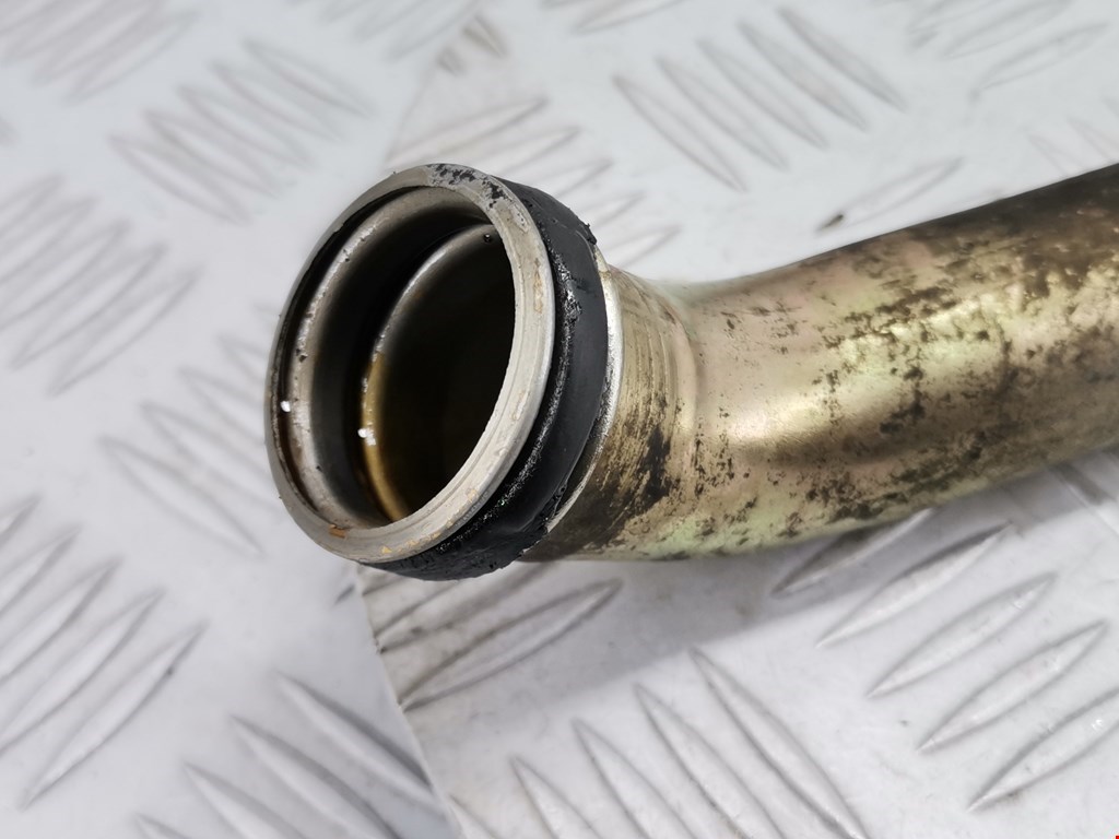 Патрубок VOLVO V50 I 2004-2012