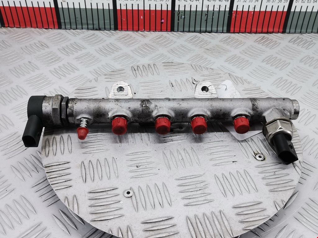 Регулятор давления топлива Skoda Rapid (2012-2020)