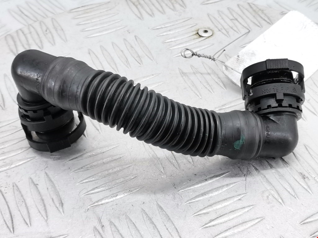 Трубка картерных газов SKODA Rapid 2012-2020