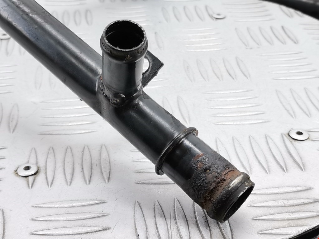 Патрубок AUDI A6 C5 1997-2004