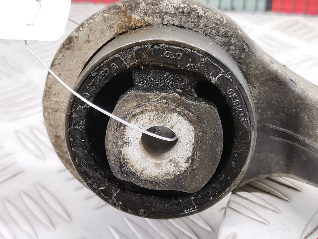 Рычаг передний правый AUDI A4 B6 2001-2005