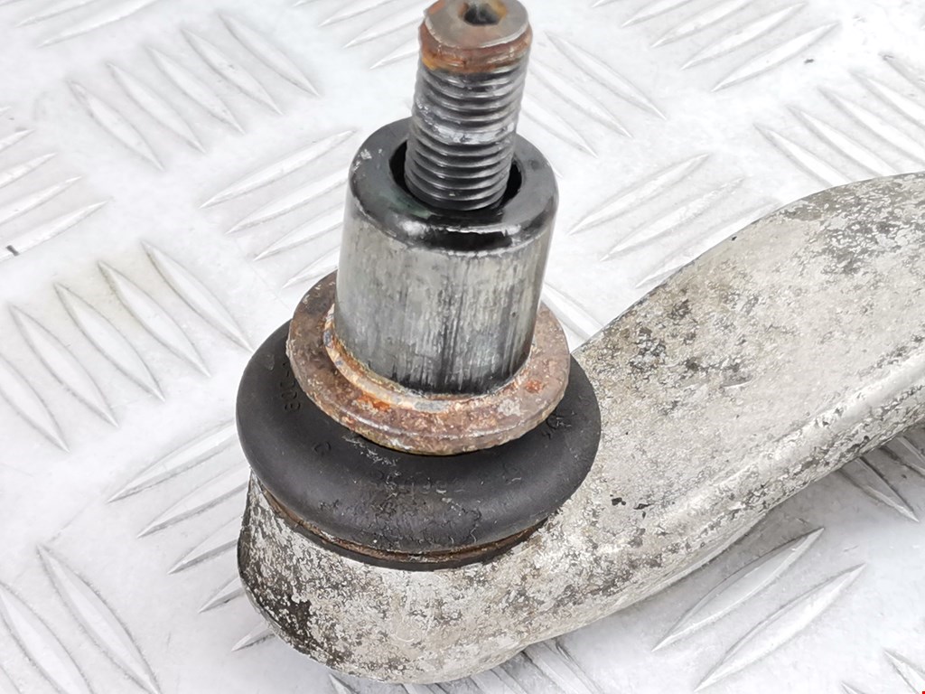 Рычаг передний правый AUDI A4 B6 2001-2005