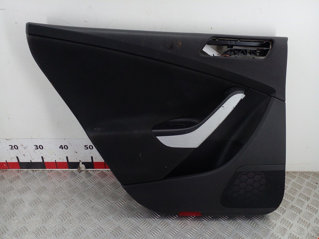 Обшивка (карта) двери задней левой Volkswagen Passat 6 (2005-2010)