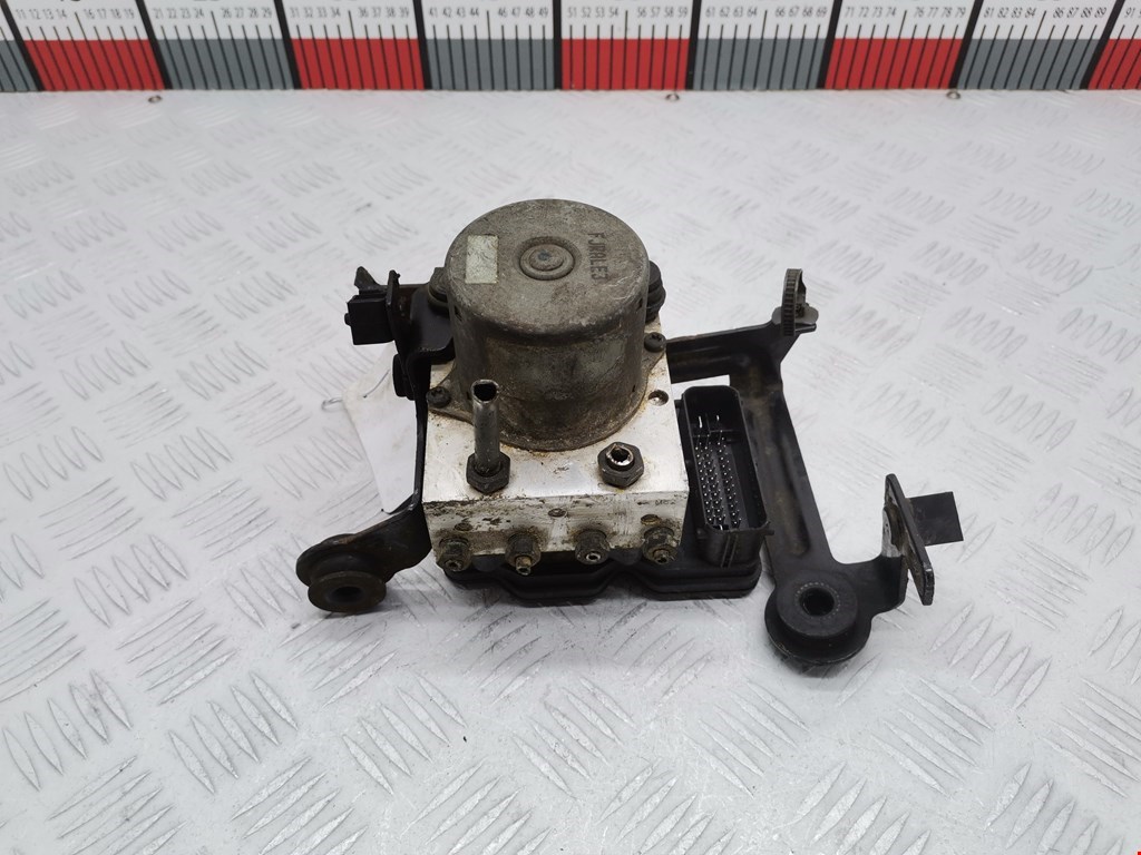 Блок ABS (насос) KIA Soul I 2008-2014