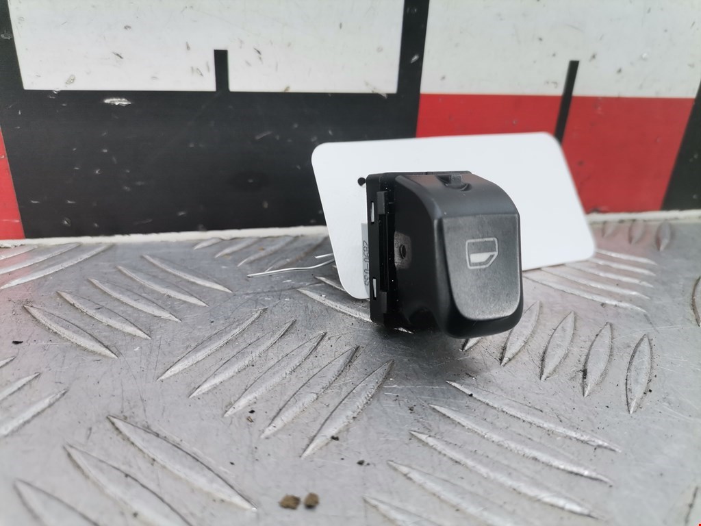 Кнопка стеклоподъемника AUDI A5 2007-2016