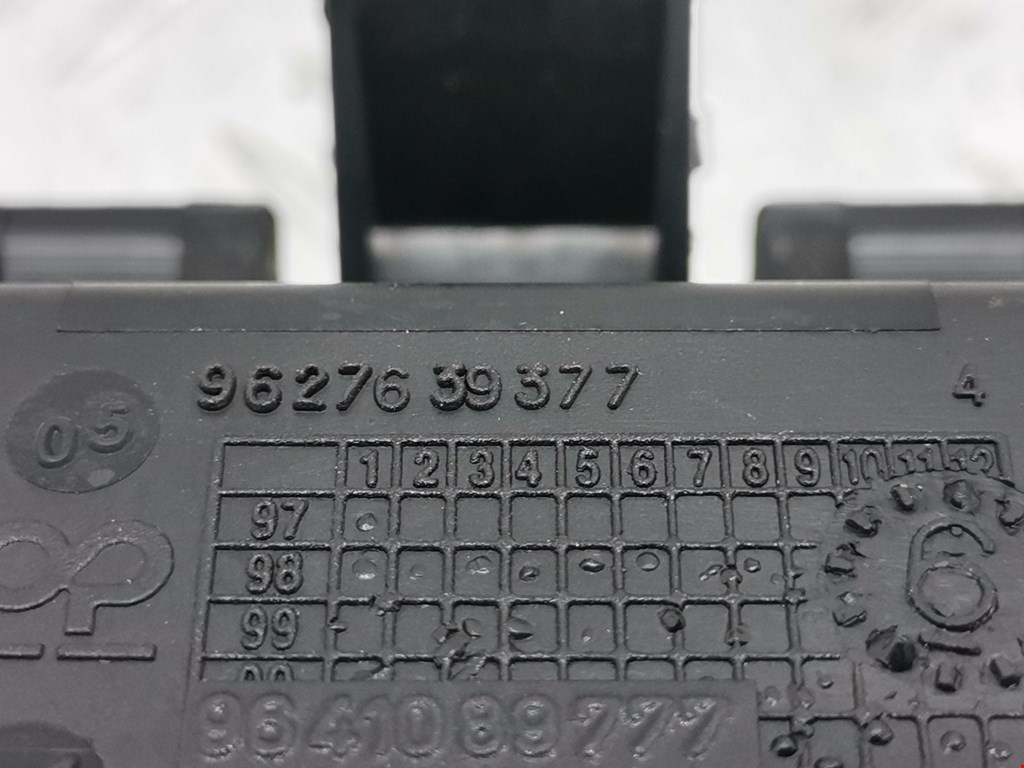 Пепельница передняя PEUGEOT 206 1998-2012