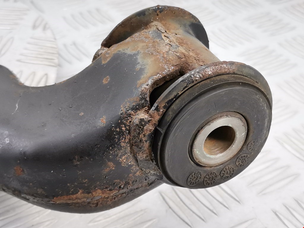 Рычаг передний правый MERCEDES-BENZ Vito W639 2003-2014