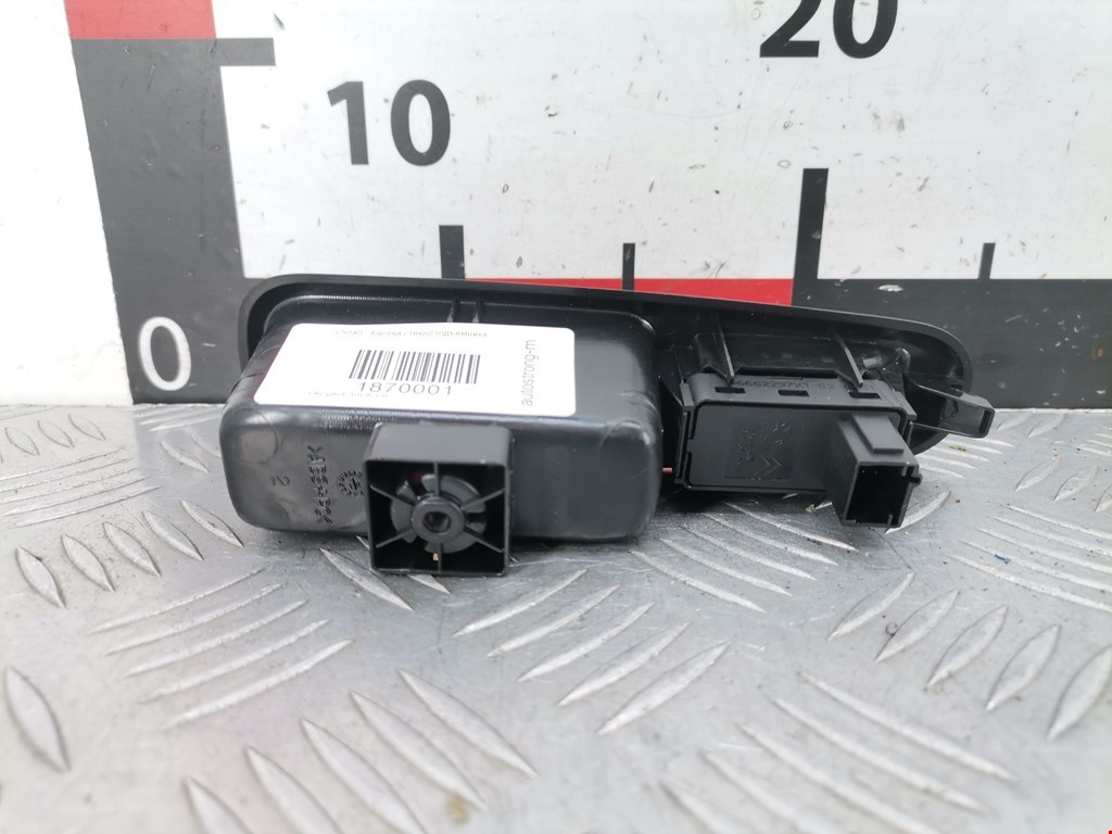 Кнопка стеклоподъемника PEUGEOT Partner 2008-2018