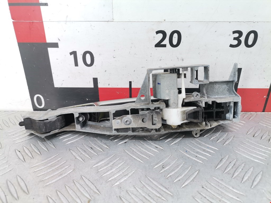 Ручка двери задней наружная правая PEUGEOT Partner 2008-2018