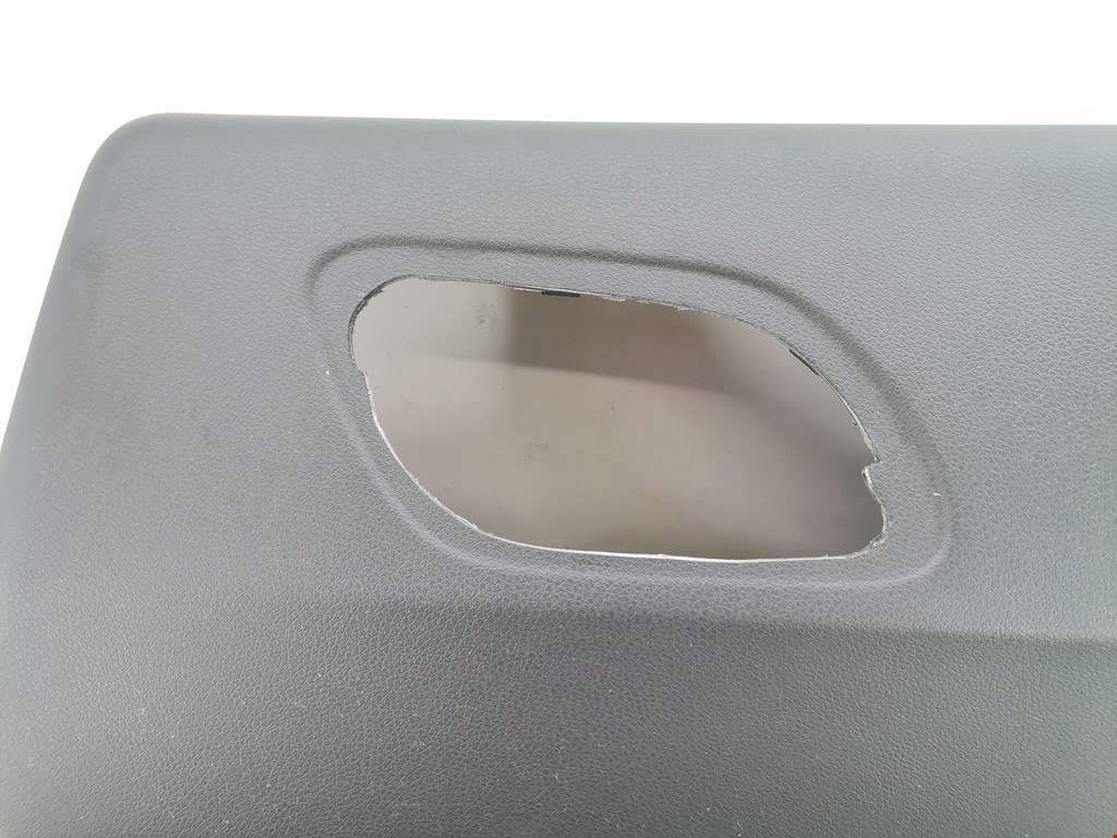 Обшивка двери задняя правая PEUGEOT Partner 2008-2018