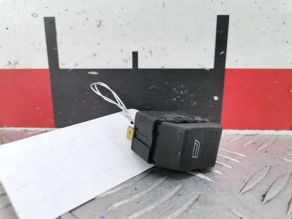 Кнопка стеклоподъемника AUDI A4 B5 1995-2001