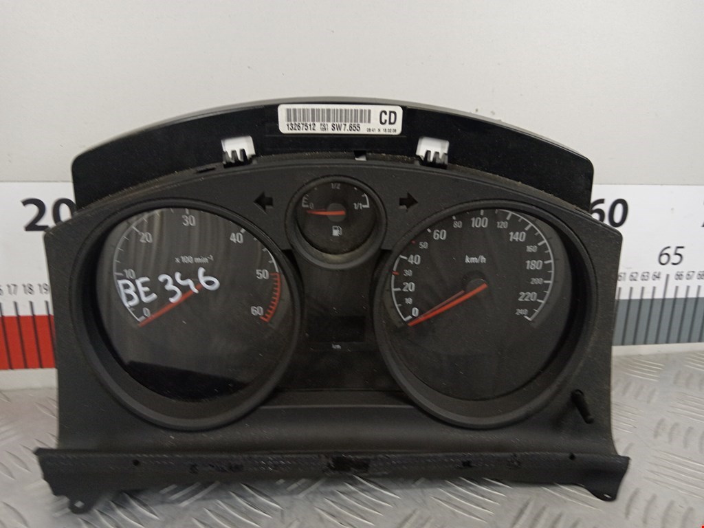Панель приборов (щиток) OPEL Astra H/Family 2004-2015