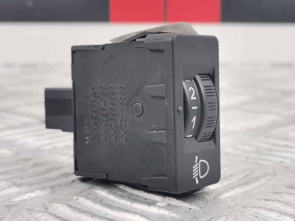 Кнопка корректора фар CITROEN C5 II 2007-2017