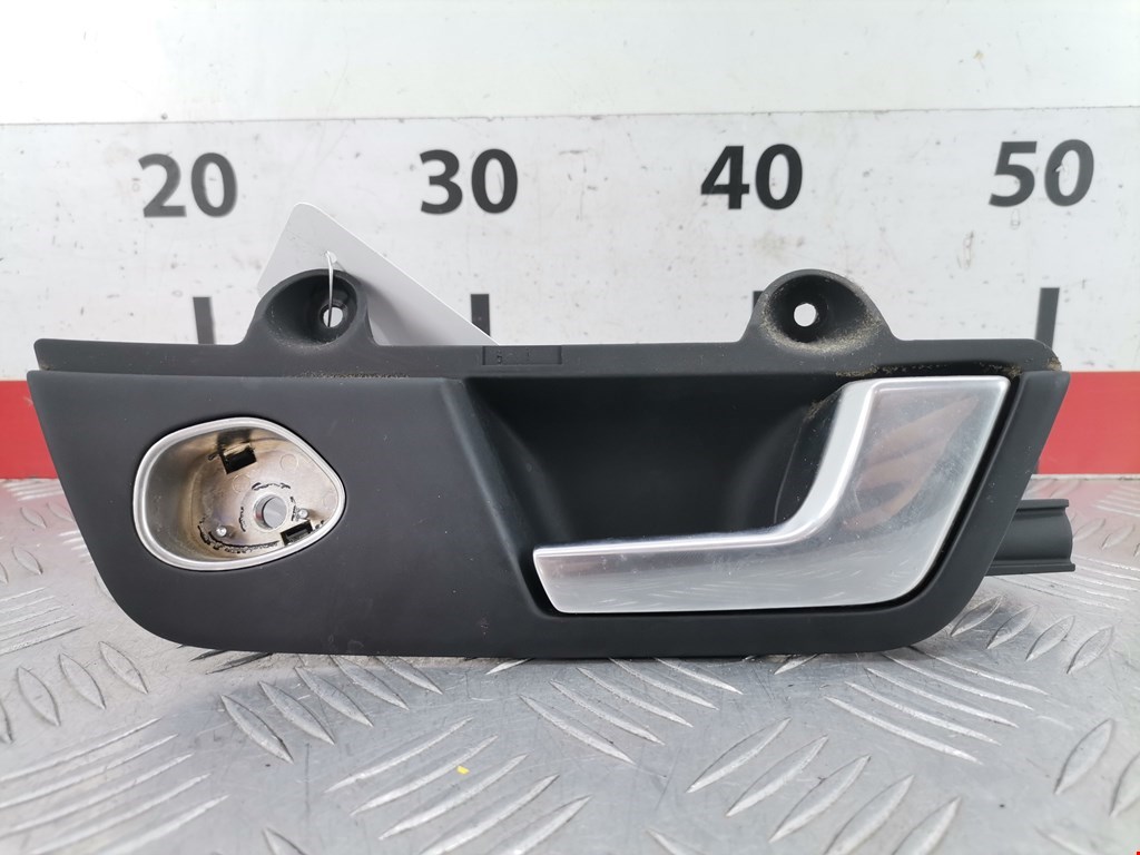 Ручка дверная передняя внутренняя правая AUDI A4 B6 2001-2005