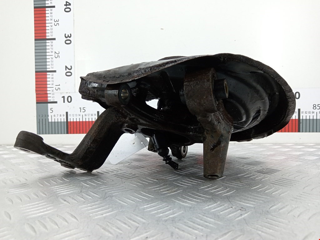 Ступица задняя левая VOLKSWAGEN Touran 2003-2010