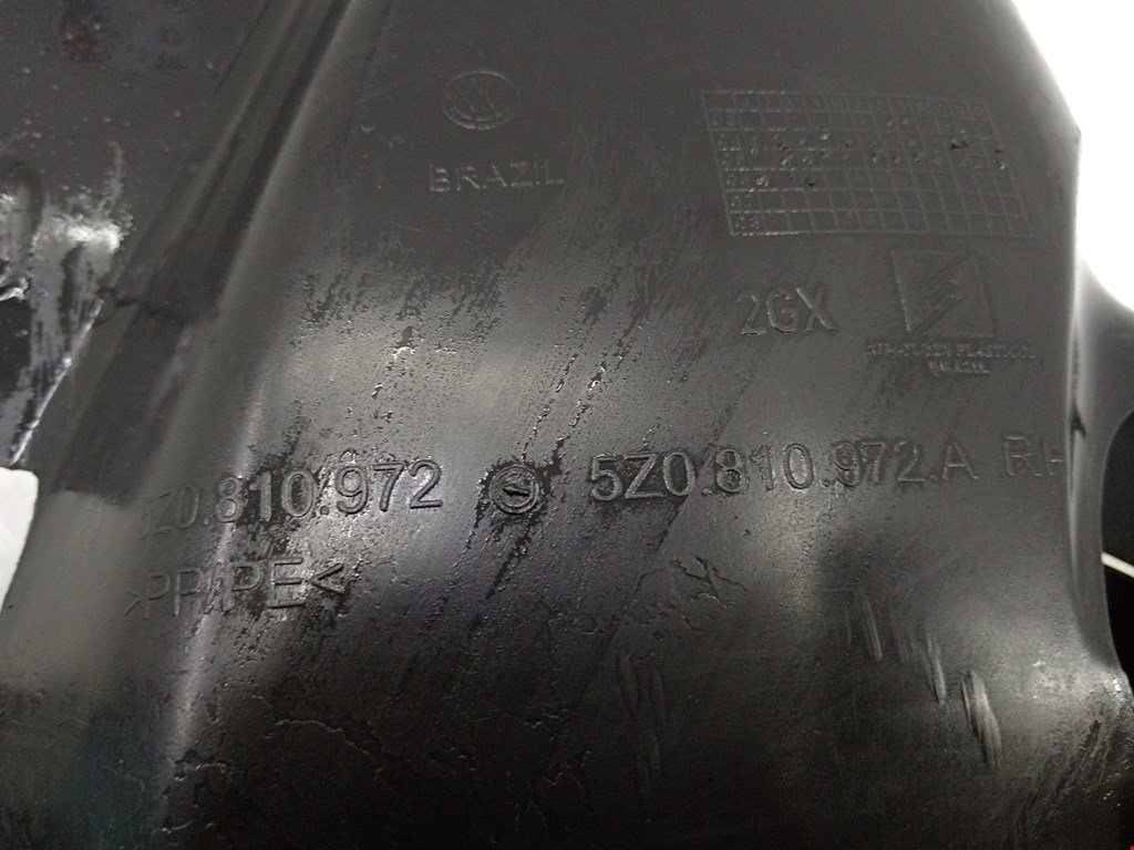 Локер (подкрылок) задний правый VOLKSWAGEN Fox 2005-2011