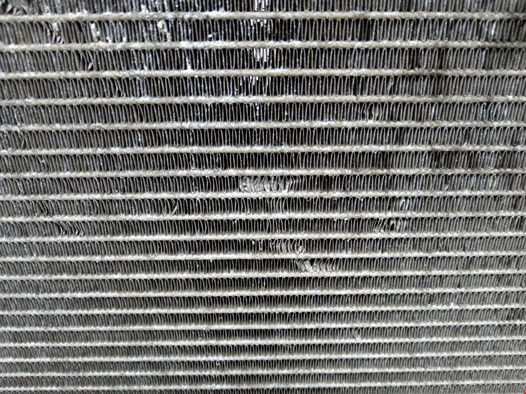 Радиатор основной AUDI A4 B6 2001-2005