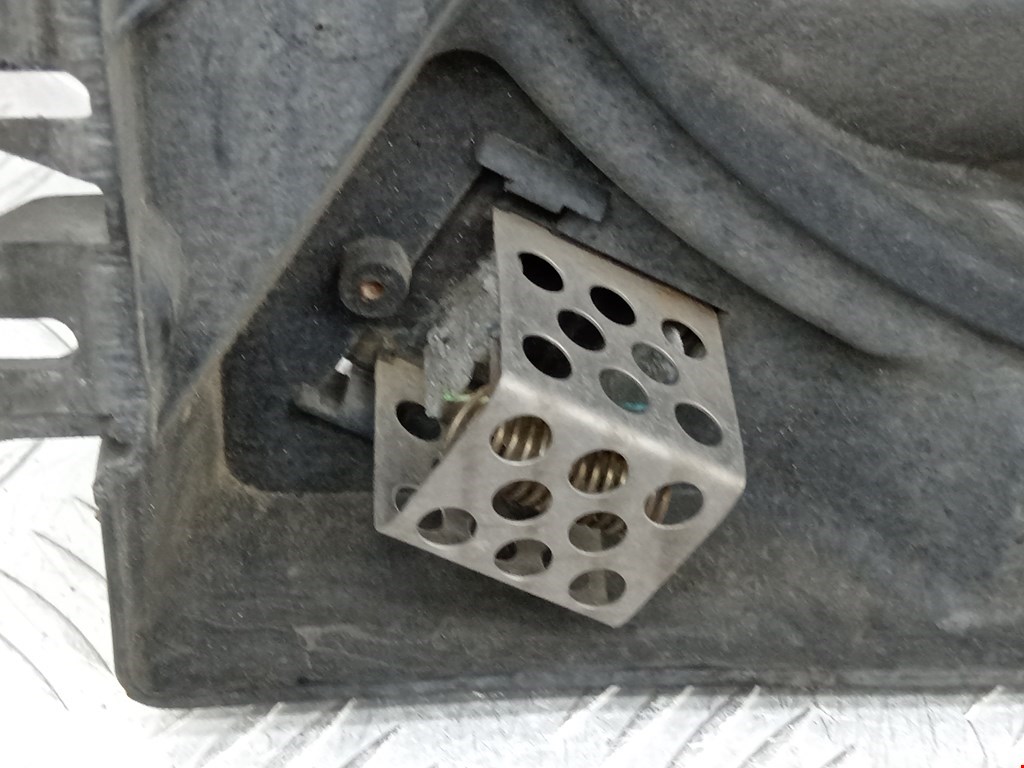 Вентилятор радиатора основного RENAULT Modus 2004-2012