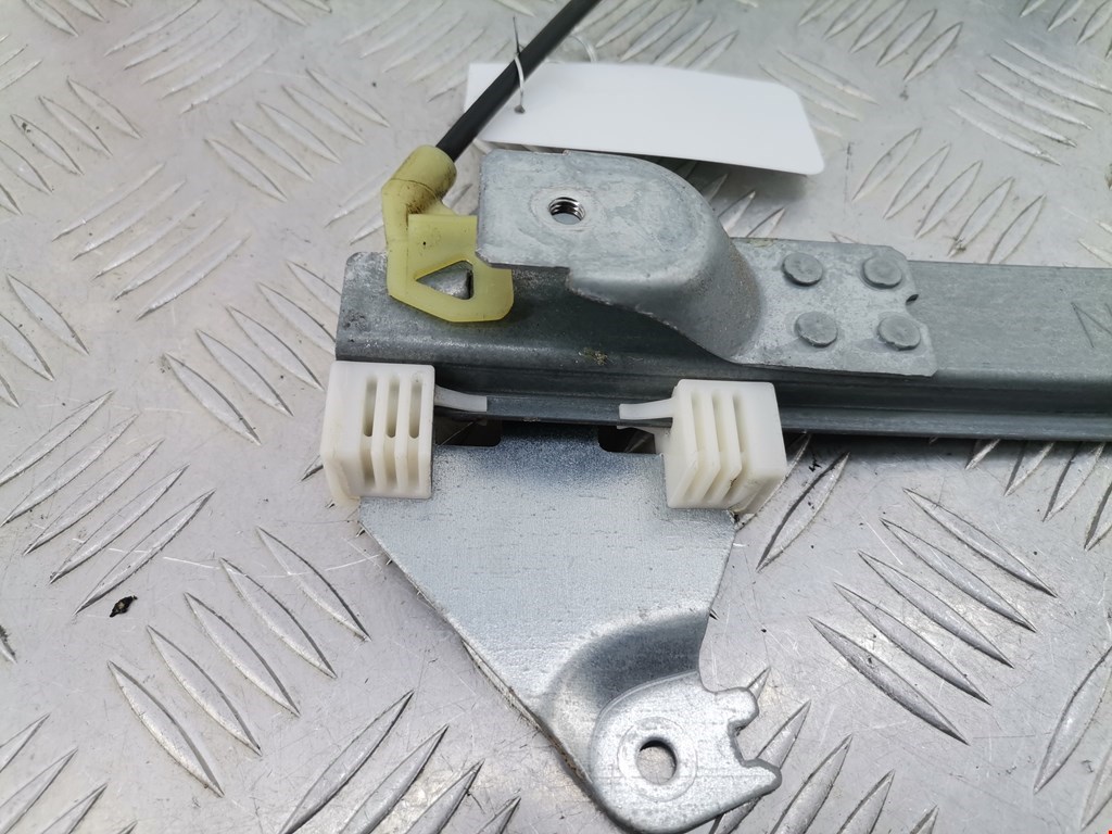 Стеклоподъемник задний правый NISSAN Qashqai J10 2006-2013