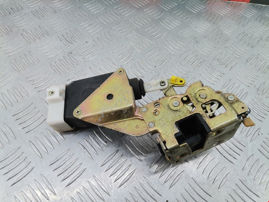 Замок двери задней правой VOLVO S40 I 1995-2004