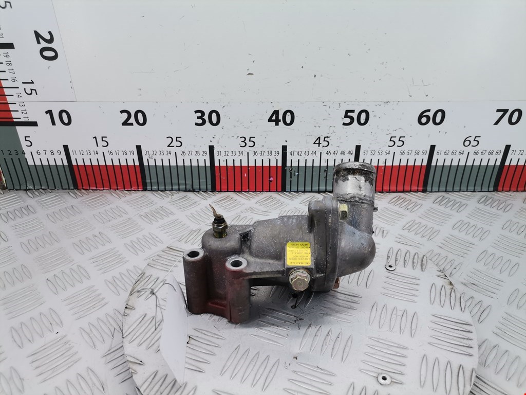 Корпус термостата MITSUBISHI Carisma 1995-1999