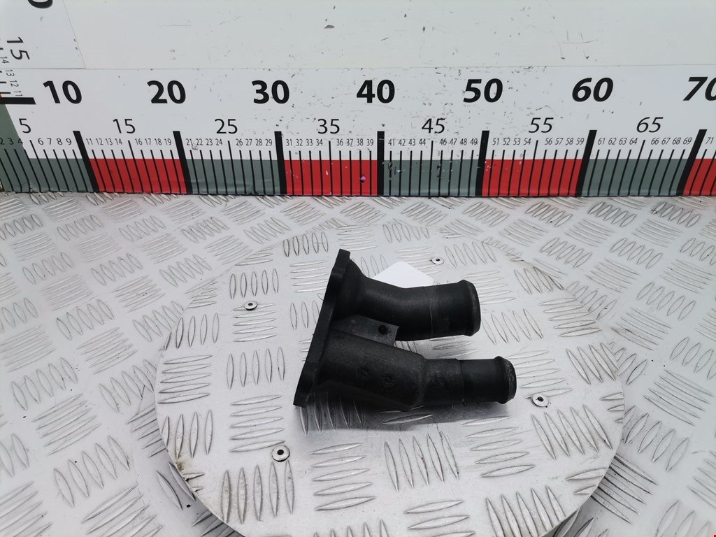 Корпус термостата FORD Focus II 2005-2011