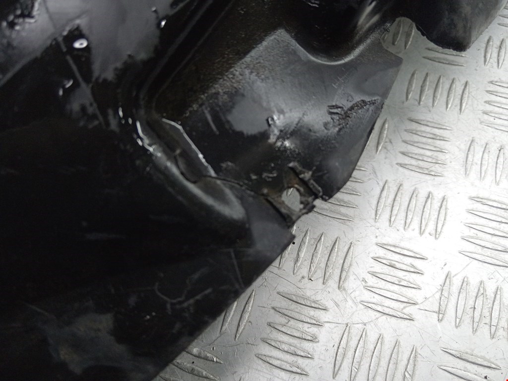 Локер (подкрылок) передний левый OPEL Vivaro A 2001-2014