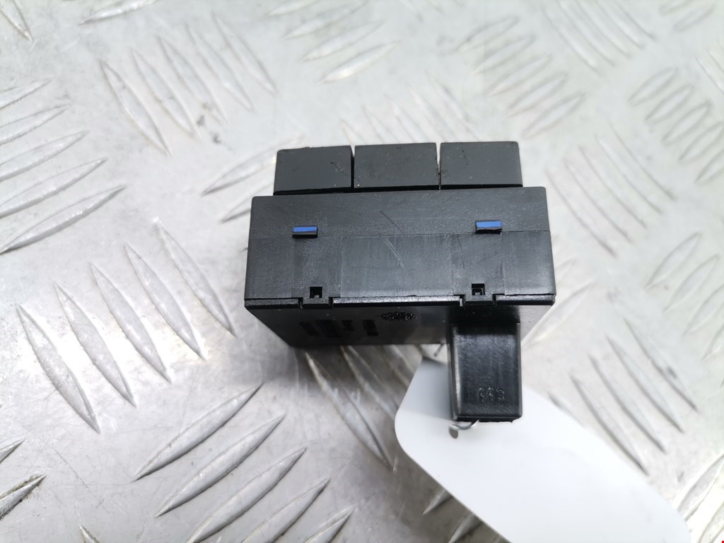 Блок кнопок AUDI A8 D3 2003-2010