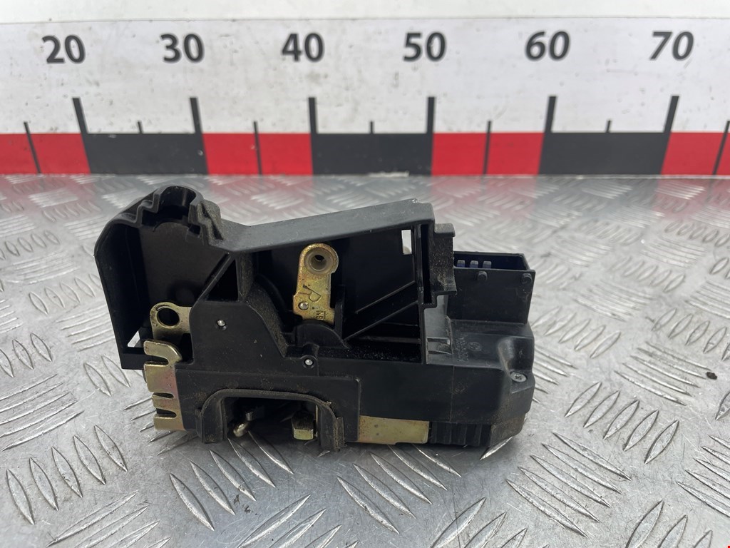 Замок двери передней правой OPEL Zafira A 1999-2005