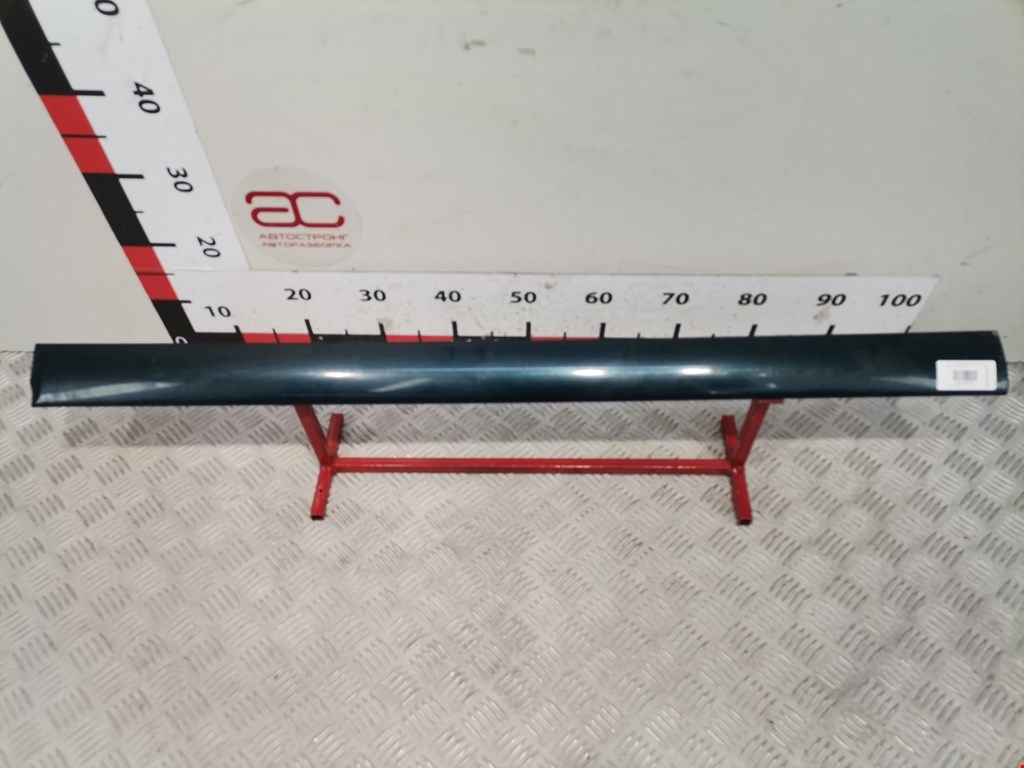 Накладка декоративная (молдинг) двери передней правой Volvo S70_V70 1 (1997-2000)