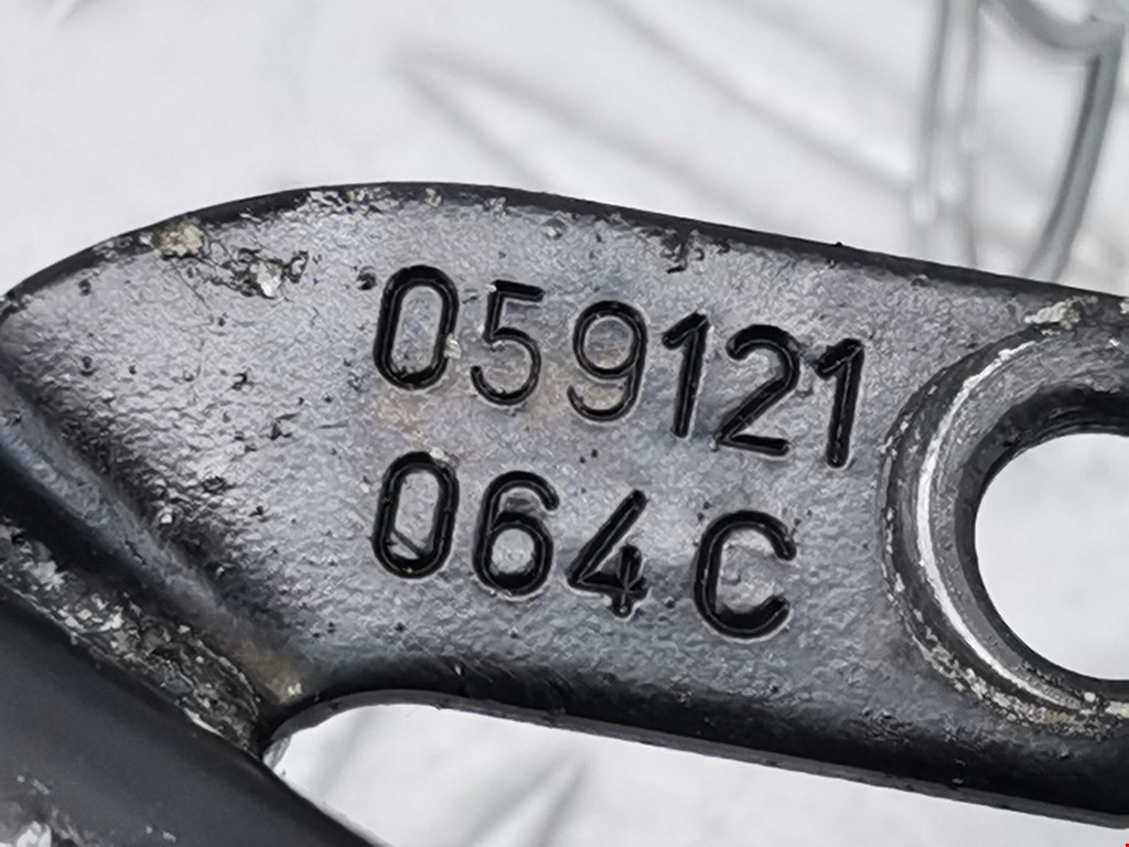 Патрубок VOLKSWAGEN Phaeton 2002-2016