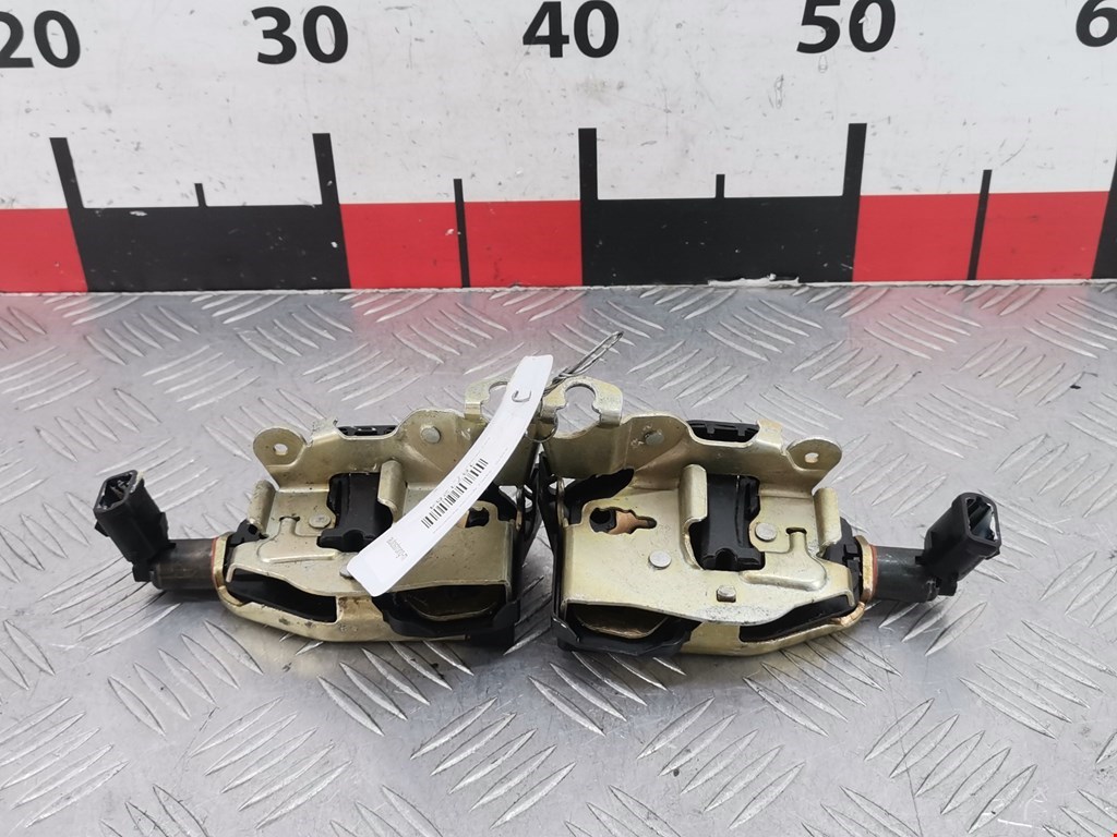 Замок багажника (крышки двери) FORD Windstar 1994-2003