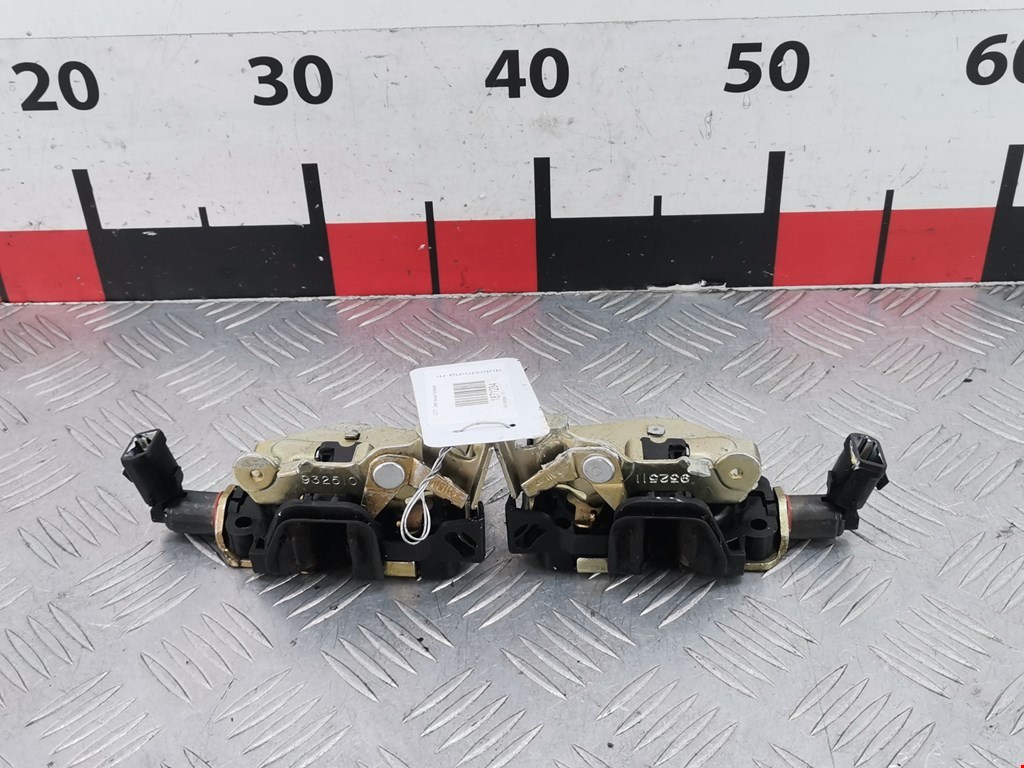 Замок багажника (крышки двери) FORD Windstar 1994-2003