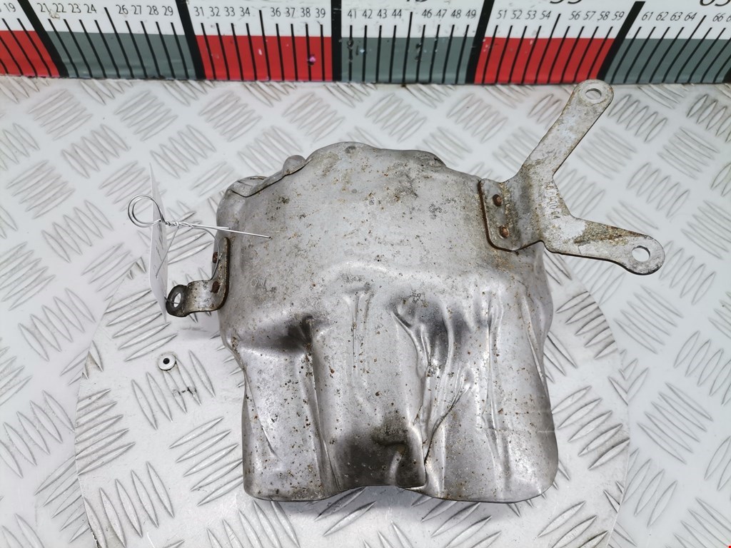 Экран тепловой CHRYSLER 300 C 2004-2010