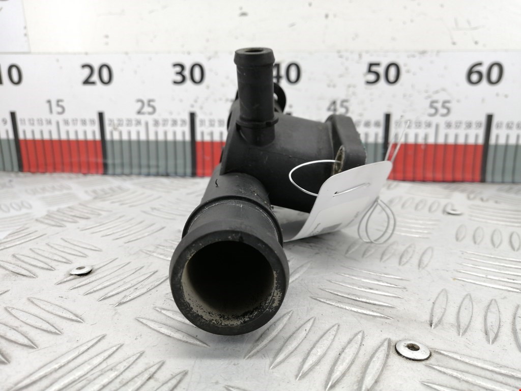 Тройник системы охлаждения SKODA Octavia A4 1U- 1997-2010