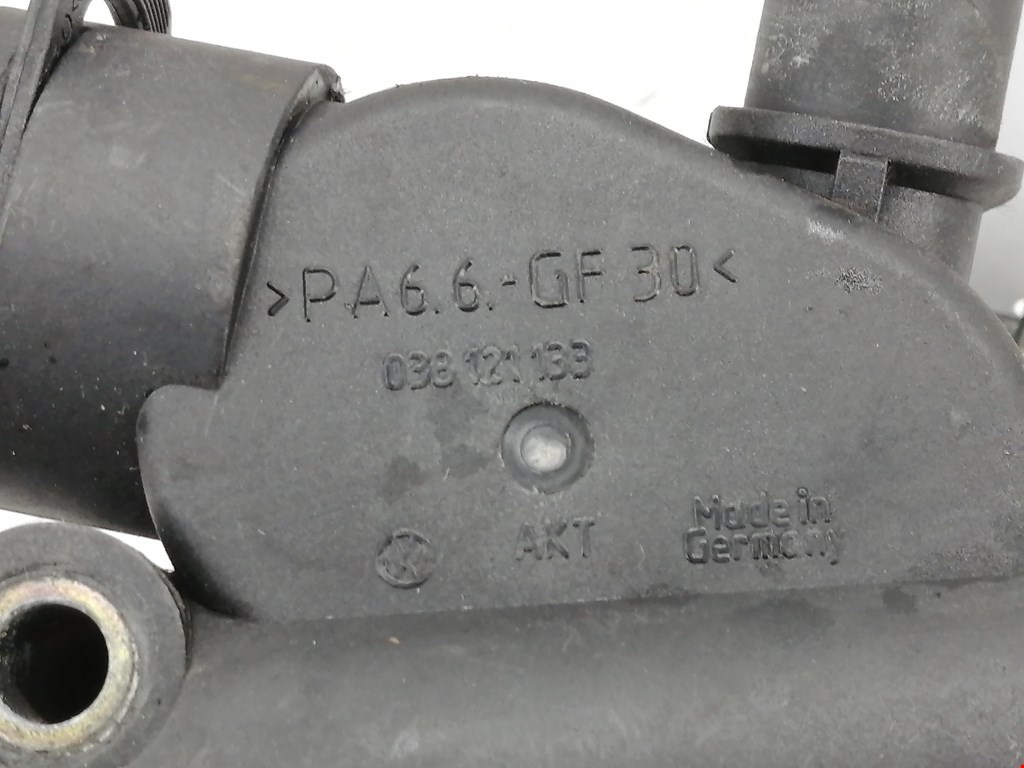 Тройник системы охлаждения SKODA Octavia A4 1U- 1997-2010