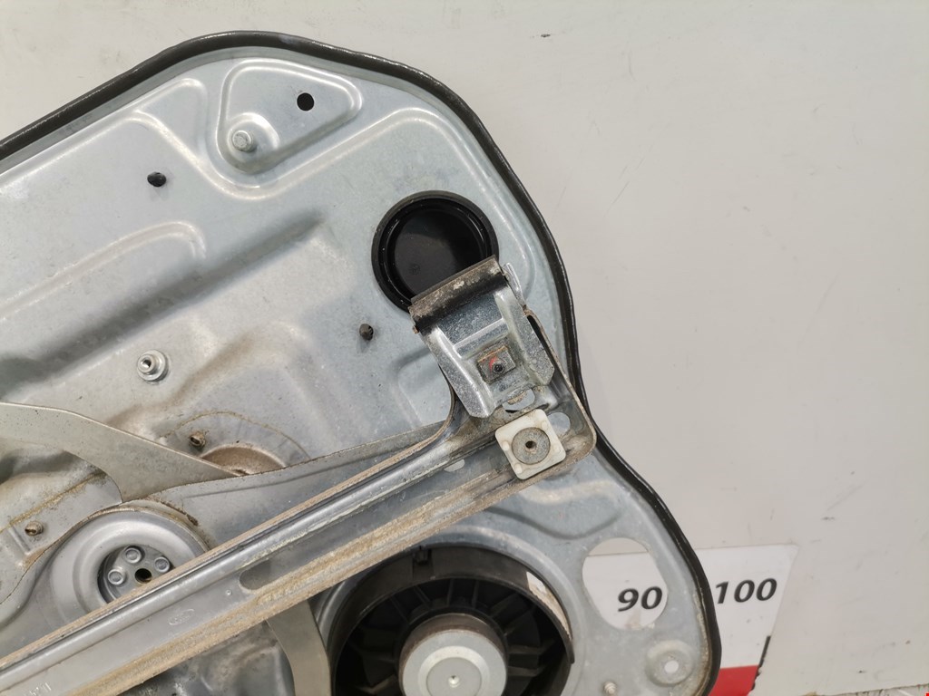 Стеклоподъемник задний правый VOLVO V50 I 2004-2012