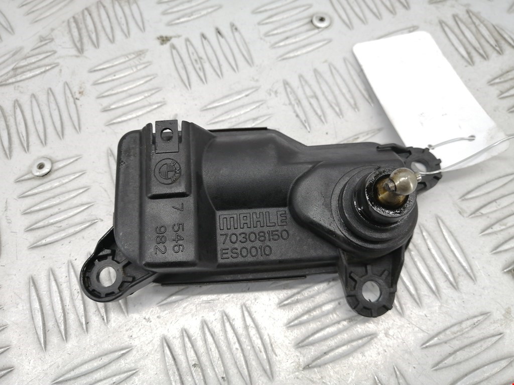 Сервопривод (электропривод моторчик привода) заслонок впускного коллектора BMW 5-Series (E60/E61) (2003-2010)