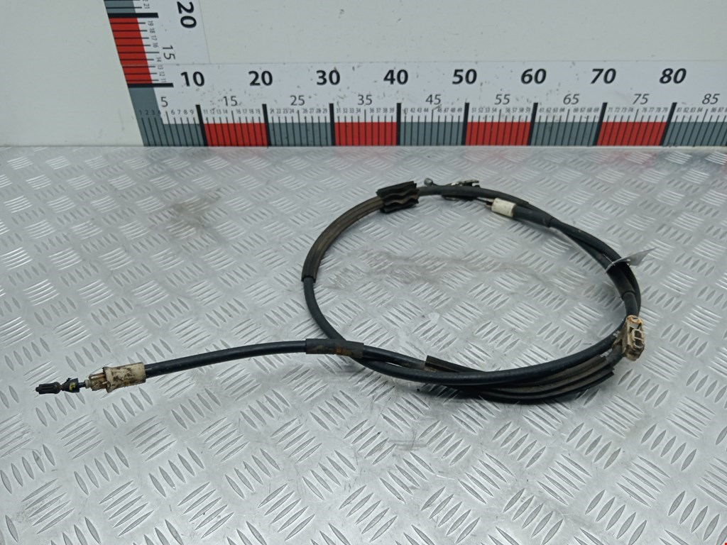 Трос стояночного тормоза левый/правый FORD Kuga 2008-2012