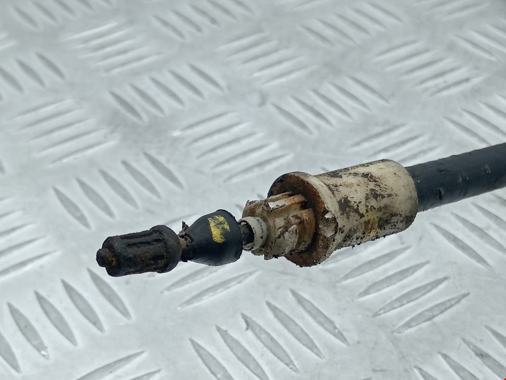 Трос стояночного тормоза левый/правый FORD Kuga 2008-2012