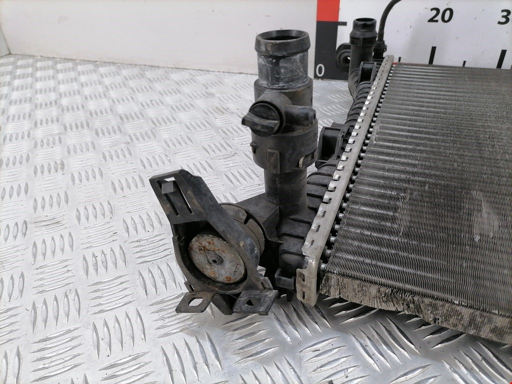 Радиатор основной AUDI A4 B8 2007-2015