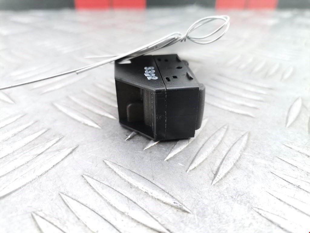 Кнопка стеклоподъемника VOLKSWAGEN Passat B5 1997-2005