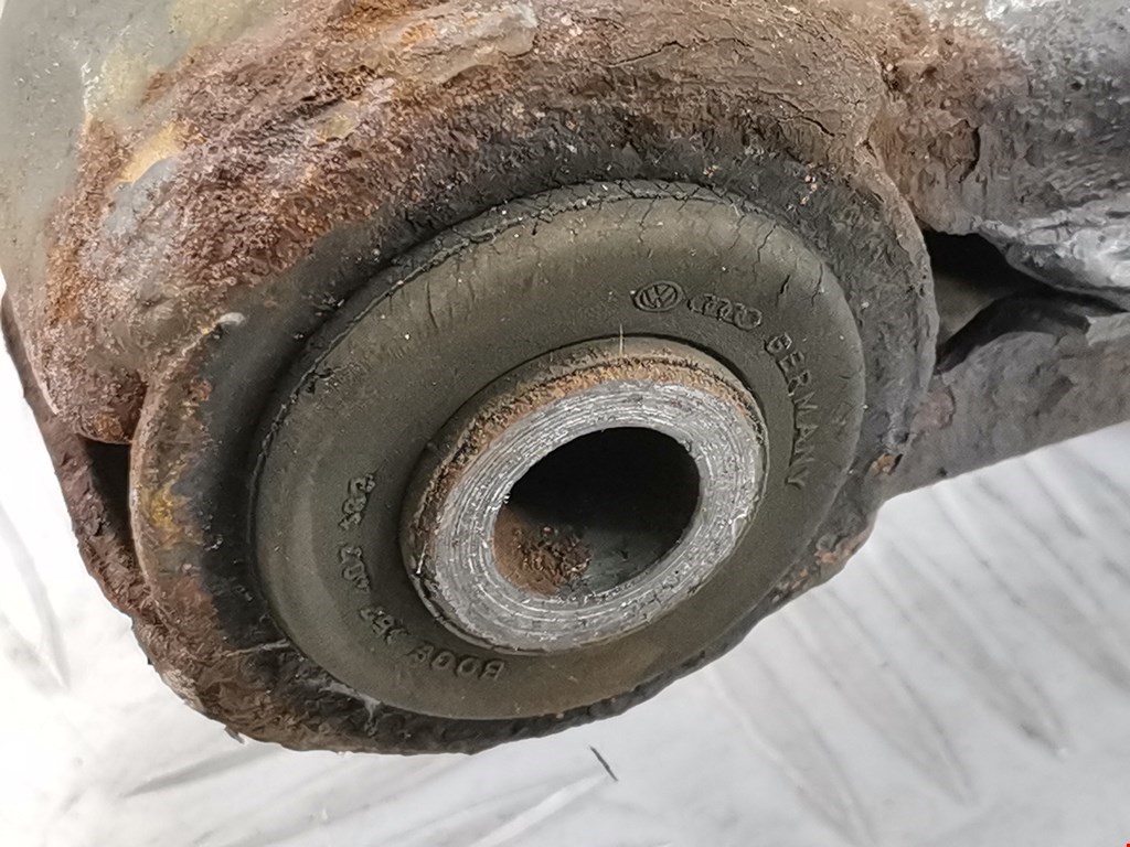 Рычаг передний левый VOLKSWAGEN Golf IV 1997-2003