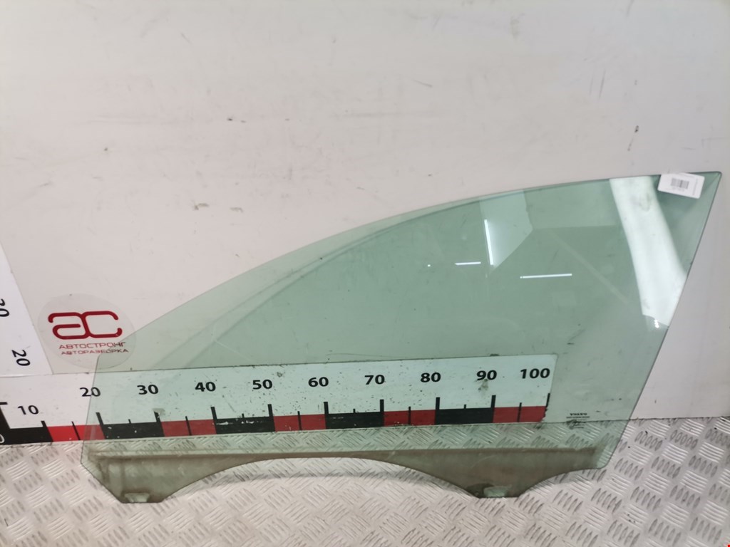 Стекло двери переднее левое VOLVO V50 I 2004-2012