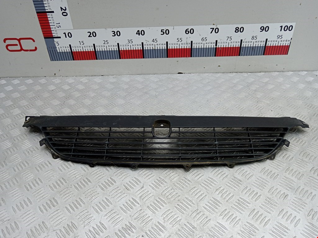 Решетка радиатора RENAULT Espace 1997-2003