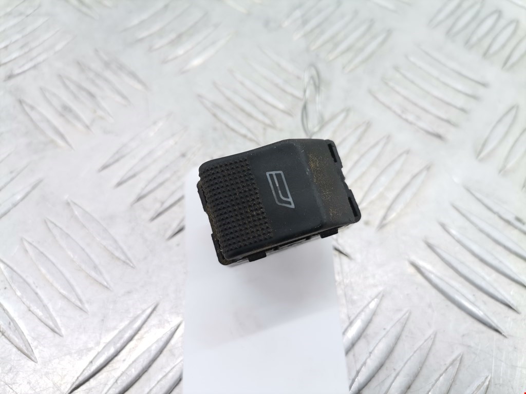 Кнопка стеклоподъемника AUDI A8 D2 1994-2002